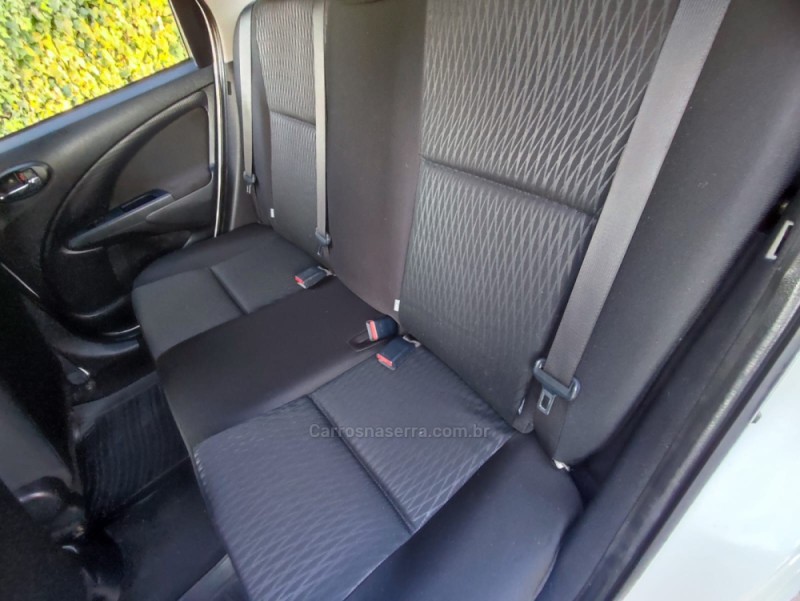 ETIOS 1.5 X SEDAN 16V FLEX 4P MANUAL - 2018 - FARROUPILHA