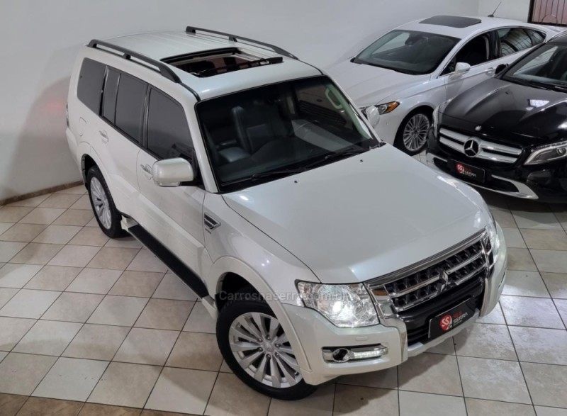PAJERO FULL 3.2 HPE 4X4 16V TURBO INTERCOOLER DIESEL 4P AUTOMÁTICO