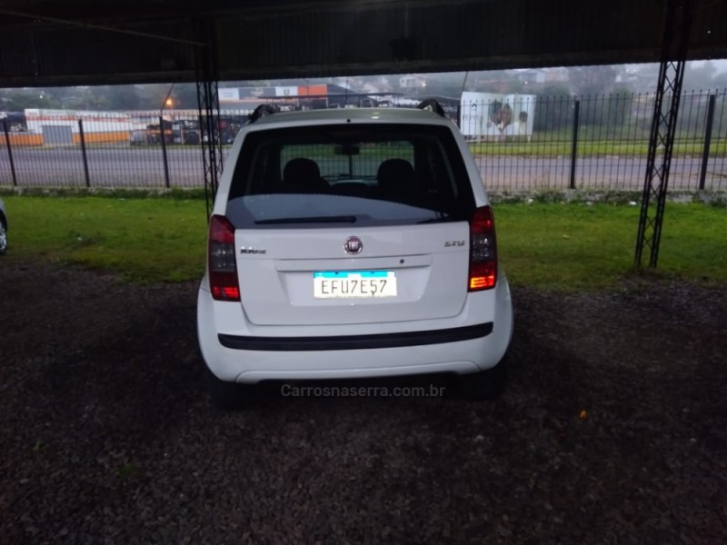 IDEA 1.4 MPI ELX 8V FLEX 4P MANUAL - 2010 - PAROBé