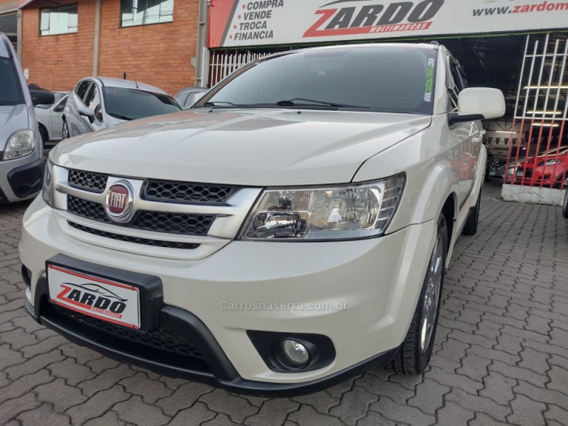 freemont 2.4 emotion 16v gasolina 4p automatico 2014 caxias do sul
