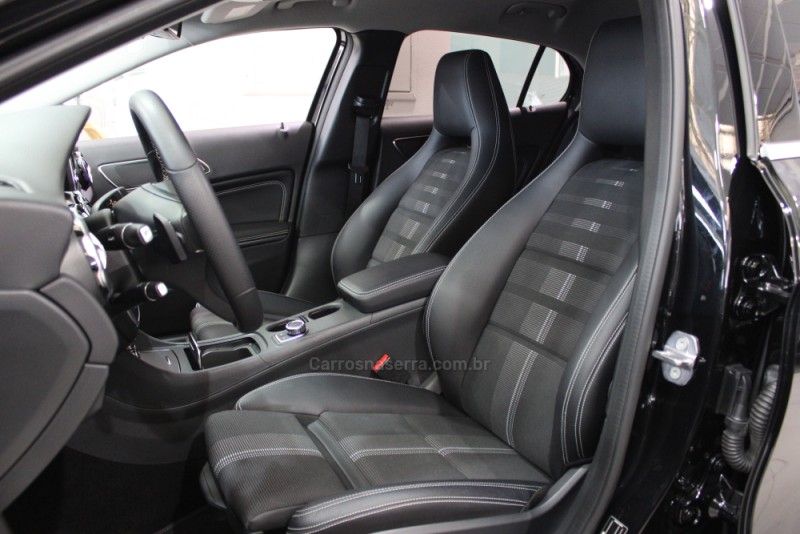 GLA 200 1.6 CGI ADVANCE 16V TURBO FLEX 4P AUTOMÁTICO - 2018 - CAXIAS DO SUL