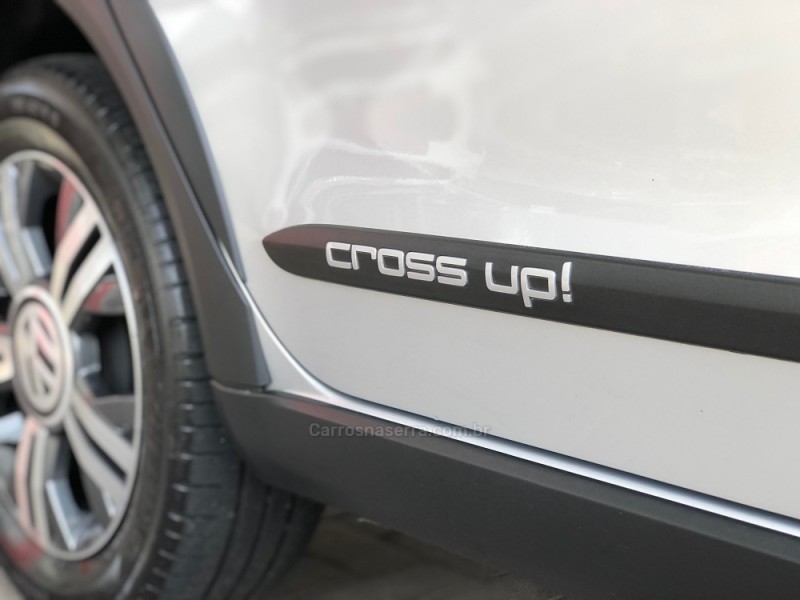 CROSS UP 1.0 TSI 12V FLEX 4P MANUAL - 2018 - CAXIAS DO SUL