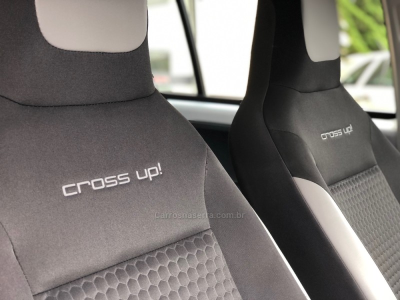 CROSS UP 1.0 TSI 12V FLEX 4P MANUAL - 2018 - CAXIAS DO SUL