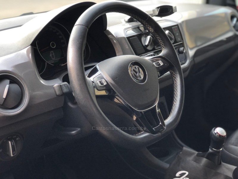 CROSS UP 1.0 TSI 12V FLEX 4P MANUAL - 2018 - CAXIAS DO SUL