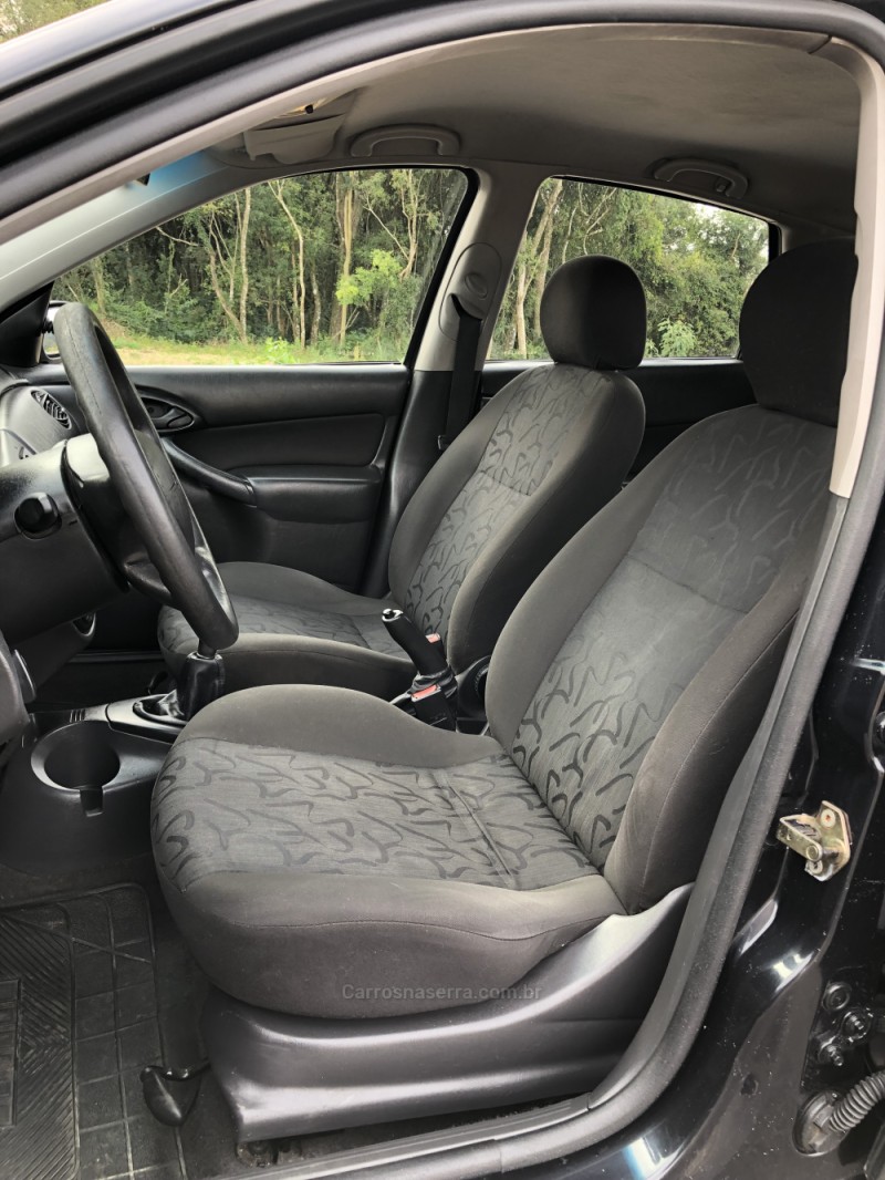 FOCUS 1.6 GL 8V FLEX 4P MANUAL - 2009 - BENTO GONçALVES