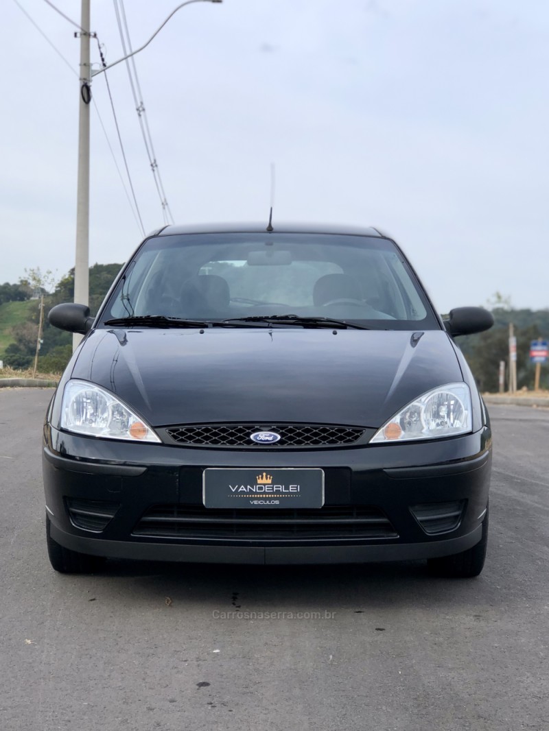 FOCUS 1.6 GL 8V FLEX 4P MANUAL - 2009 - BENTO GONçALVES