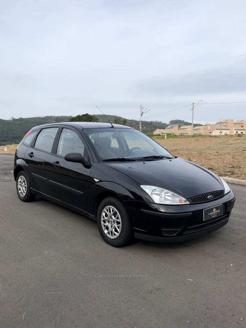 FOCUS 1.6 GL 8V FLEX 4P MANUAL - 2009 - BENTO GONçALVES