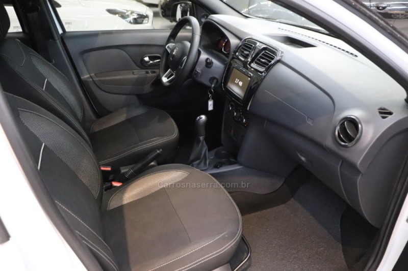 LOGAN 1.6 ZEN 16V FLEX 4P MANUAL - 2020 - CAXIAS DO SUL