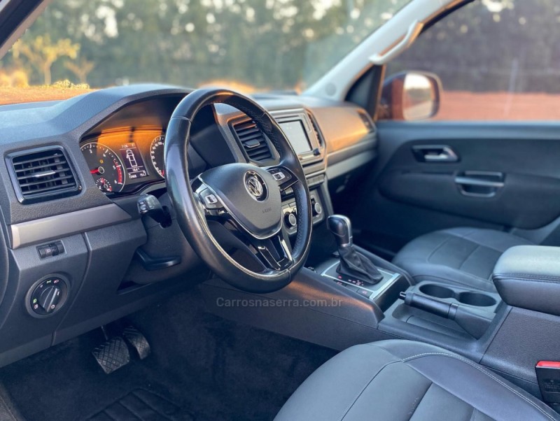 AMAROK 2.0 TRENDLINE 4X4 CD 16V TURBO INTERCOOLER DIESEL 4P AUTOMÁTICO - 2017 - MONTENEGRO