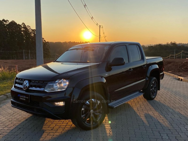 amarok 2.0 trendline 4x4 cd 16v turbo intercooler diesel 4p automatico 2017 montenegro