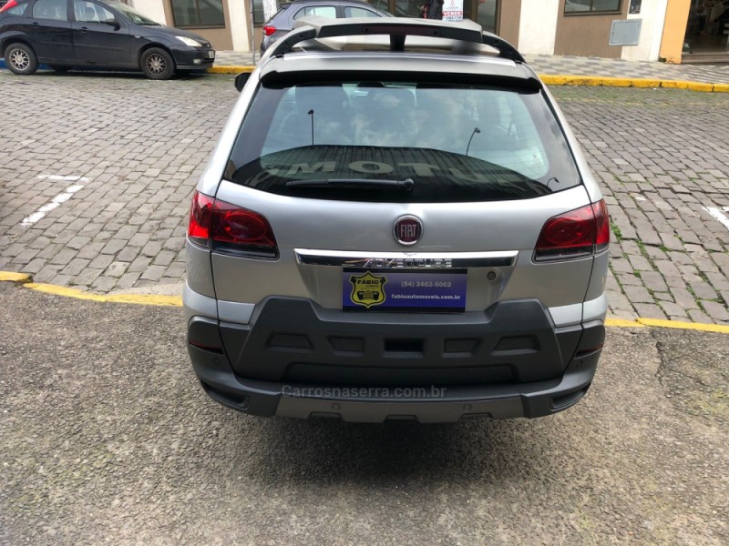 PALIO 1.8 MPI ADVENTURE WEEKEND 8V FLEX 4P MANUAL - 2018 - GARIBALDI