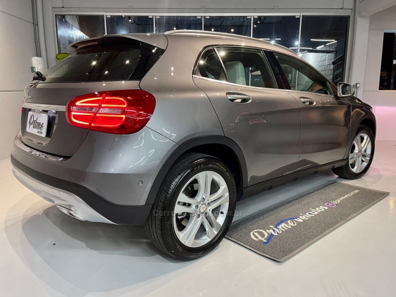 GLA 200 1.6 CGI VISION 16V TURBO FLEX 4P AUTOMÁTICO - 2015 - ESTâNCIA VELHA