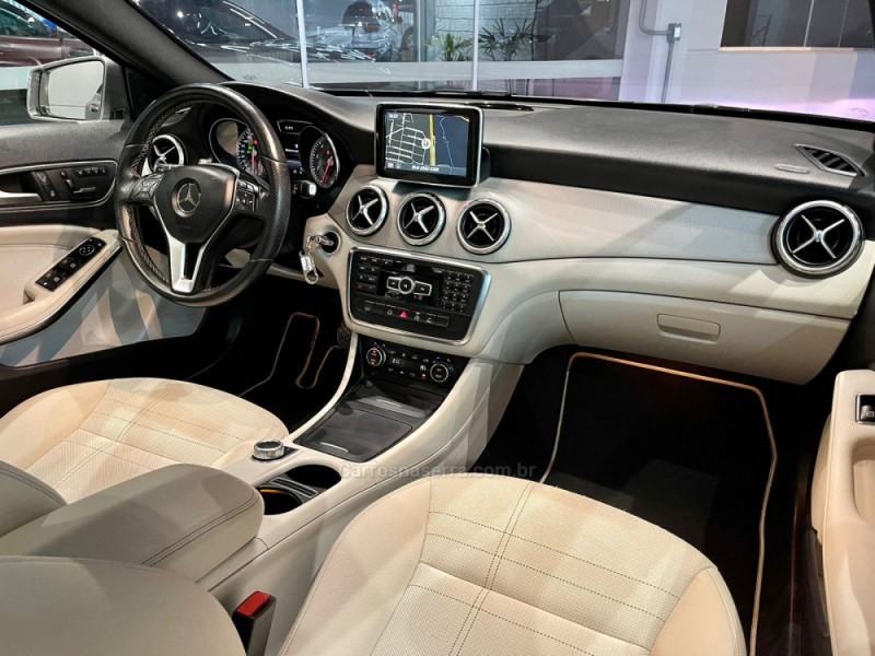GLA 200 1.6 CGI VISION 16V TURBO FLEX 4P AUTOMÁTICO - 2015 - ESTâNCIA VELHA