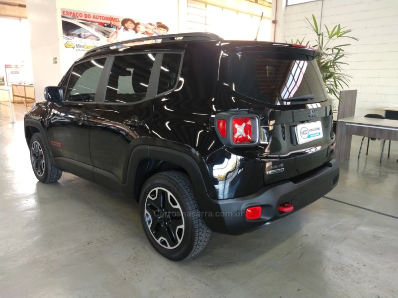 RENEGADE 2.0 16V TURBO DIESEL TRAILHAWK 4P 4X4 AUTOMÁTICO - 2016 - CAXIAS DO SUL