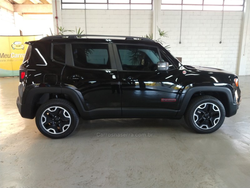 RENEGADE 2.0 16V TURBO DIESEL TRAILHAWK 4P 4X4 AUTOMÁTICO - 2016 - CAXIAS DO SUL