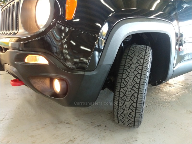 RENEGADE 2.0 16V TURBO DIESEL TRAILHAWK 4P 4X4 AUTOMÁTICO - 2016 - CAXIAS DO SUL