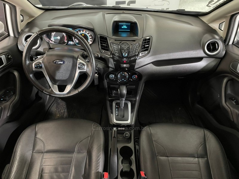 FIESTA 1.6 TITANIUM SEDAN 16V FLEX 4P AUTOMÁTICO - 2015 - NOVO HAMBURGO