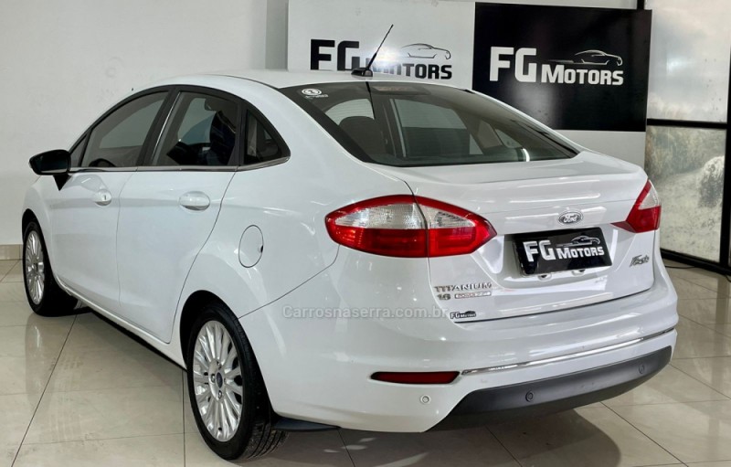 FIESTA 1.6 TITANIUM SEDAN 16V FLEX 4P AUTOMÁTICO - 2015 - NOVO HAMBURGO
