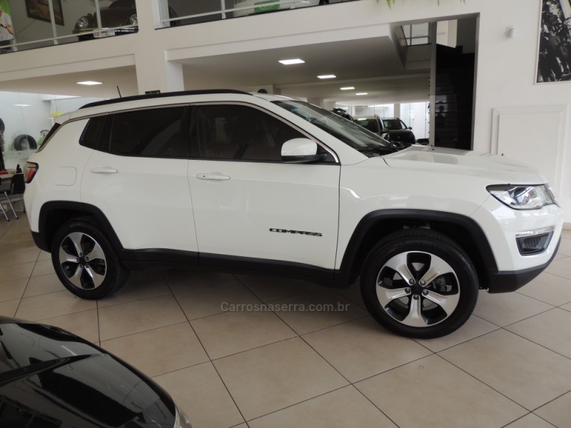 COMPASS 2.0 16V DIESEL LONGITUDE 4X4 AUTOMÁTICO - 2018 - FLORES DA CUNHA