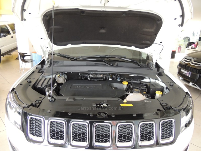 COMPASS 2.0 16V DIESEL LONGITUDE 4X4 AUTOMÁTICO - 2018 - FLORES DA CUNHA