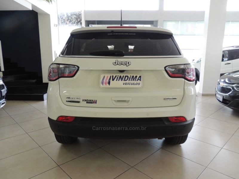 COMPASS 2.0 16V DIESEL LONGITUDE 4X4 AUTOMÁTICO - 2018 - FLORES DA CUNHA