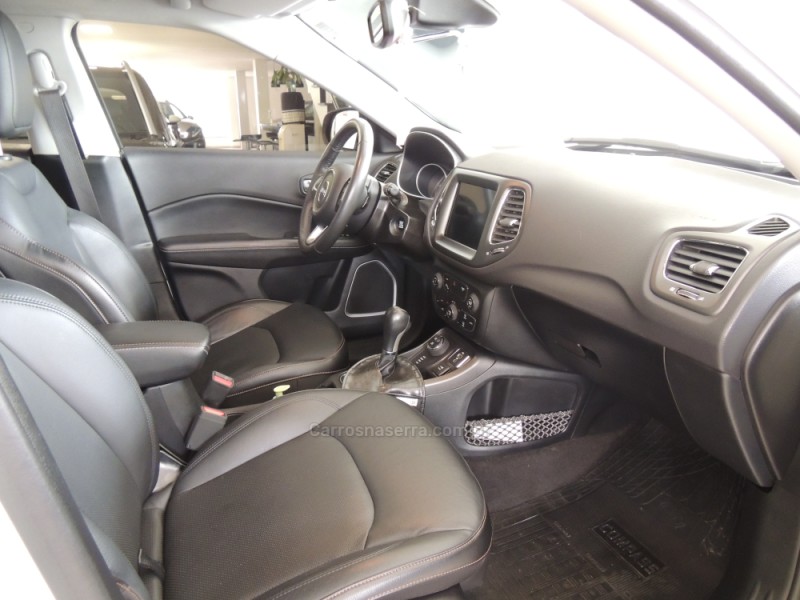 COMPASS 2.0 16V DIESEL LONGITUDE 4X4 AUTOMÁTICO - 2018 - FLORES DA CUNHA