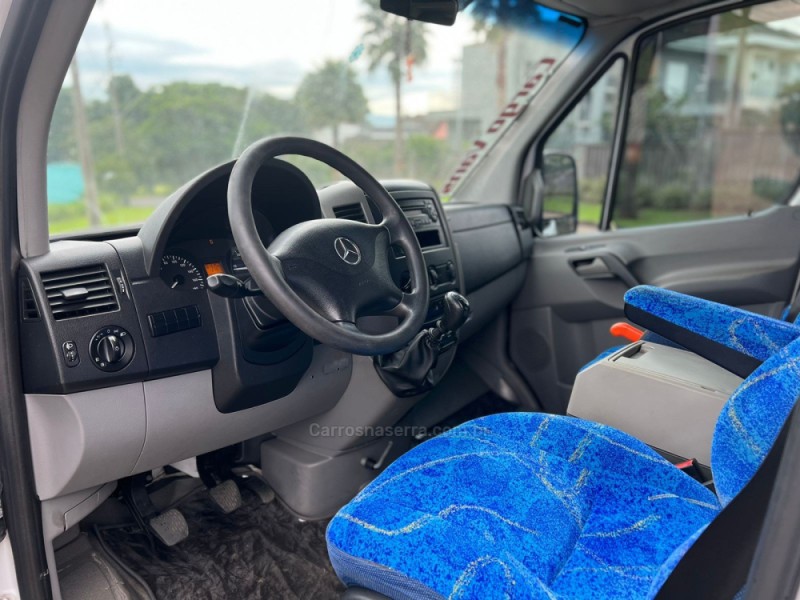SPRINTER 2.2 3550 VAN STD 311 CDI DIESEL 3P MANUAL - 2012 - ESTâNCIA VELHA