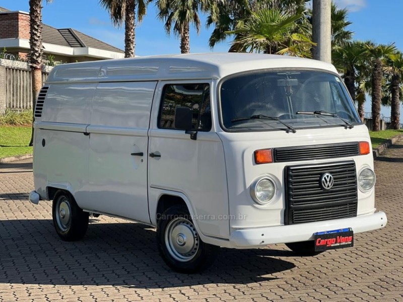 KOMBI 1.4 MI FURGÃO 8V FLEX 3P MANUAL