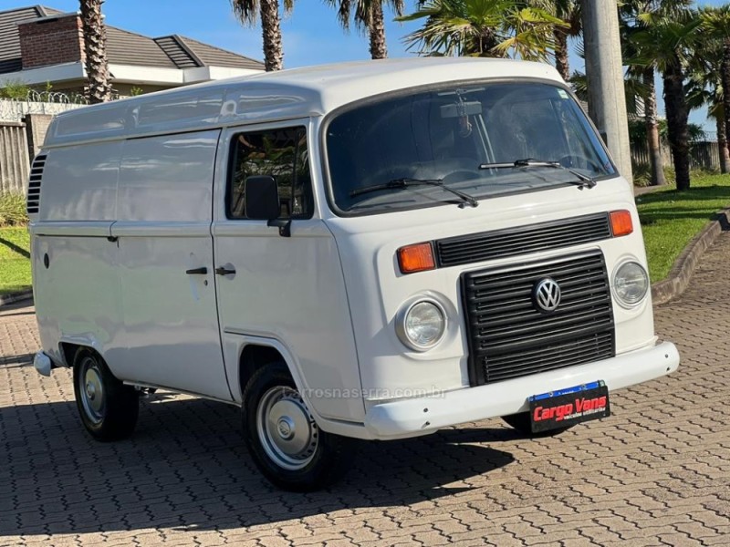 KOMBI 1.4 MI FURGÃO 8V FLEX 3P MANUAL - 2014 - ESTâNCIA VELHA