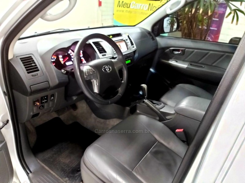 HILUX 2.7 SRV 4X4 CD 16V FLEX 4P AUTOMÁTICO - 2013 - CAXIAS DO SUL