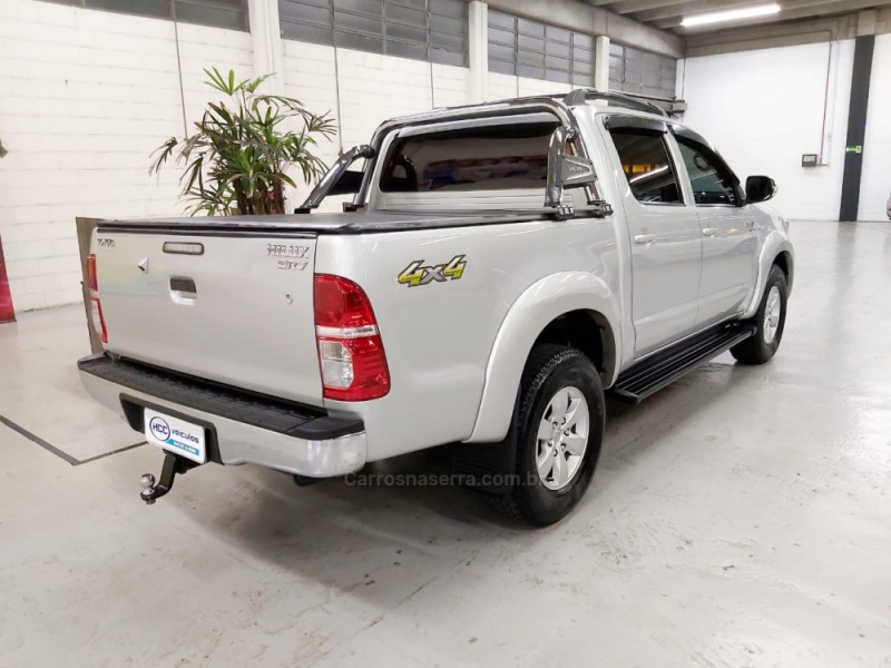 HILUX 2.7 SRV 4X4 CD 16V FLEX 4P AUTOMÁTICO - 2013 - CAXIAS DO SUL