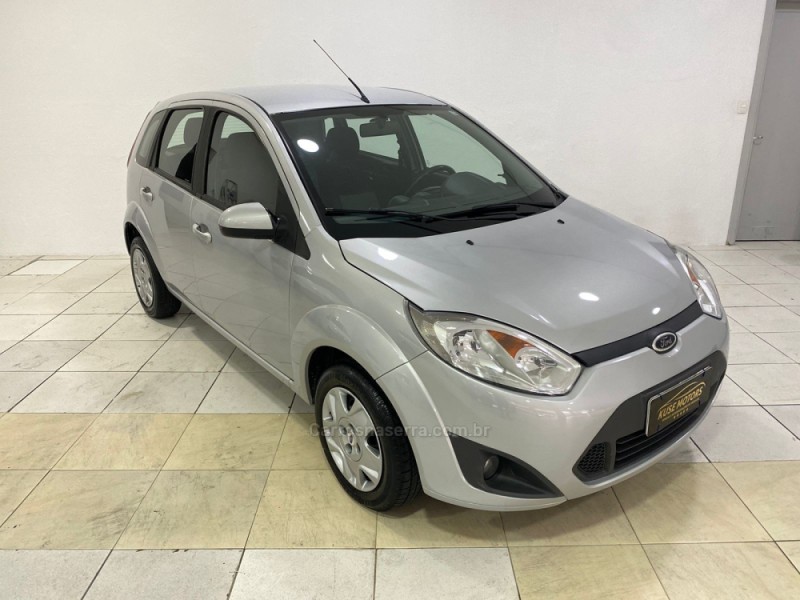 FIESTA 1.0 SE 8V FLEX 4P MANUAL - 2014 - CAXIAS DO SUL