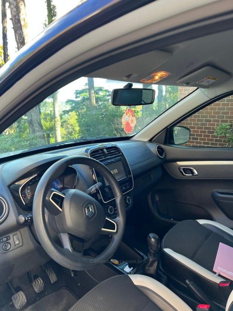 KWID 1.0 12V SCE FLEX INTENSE MANUAL - 2019 - CANELA