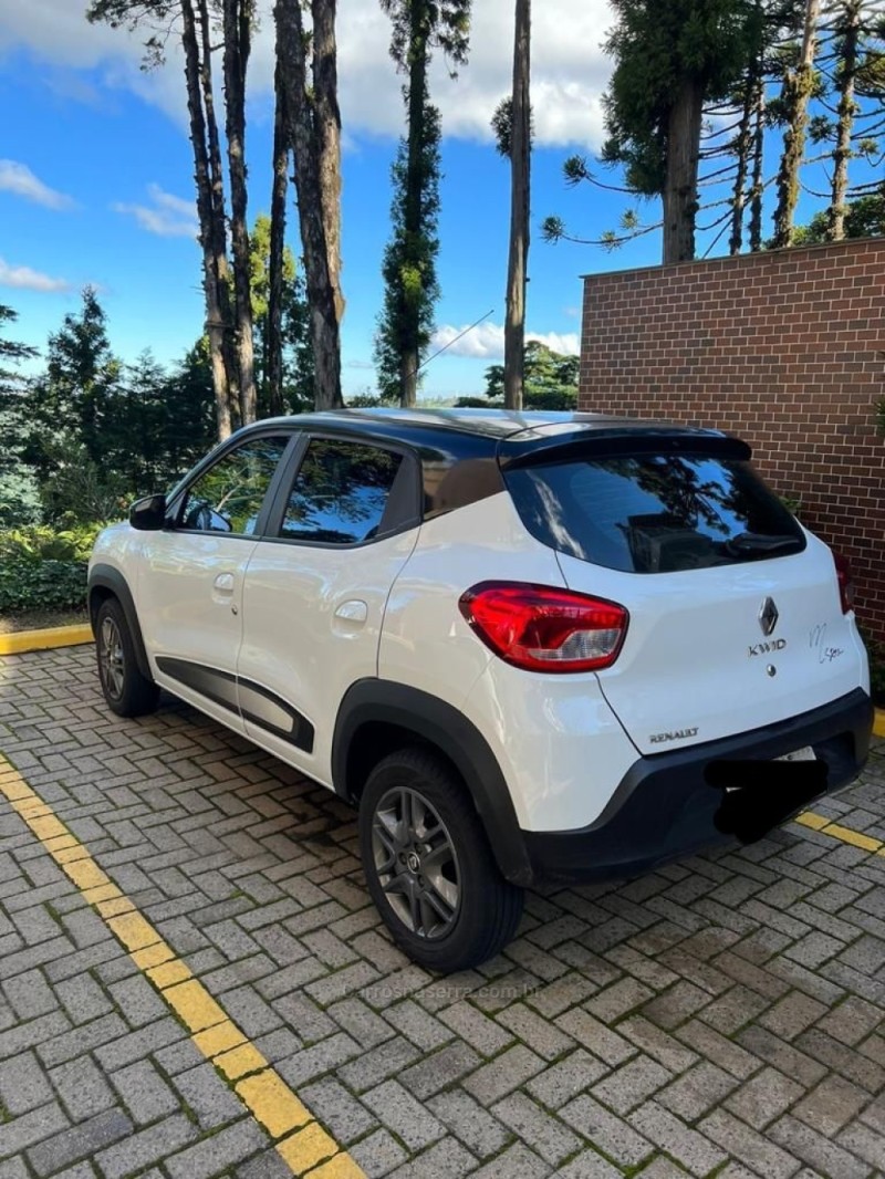 KWID 1.0 12V SCE FLEX INTENSE MANUAL - 2019 - CANELA