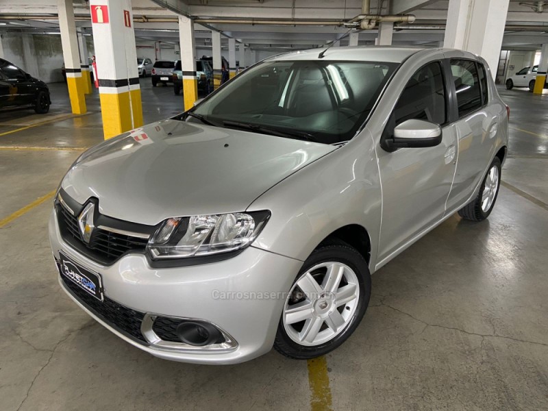 sandero 1.6 expression 8v flex 4p manual 2017 farroupilha