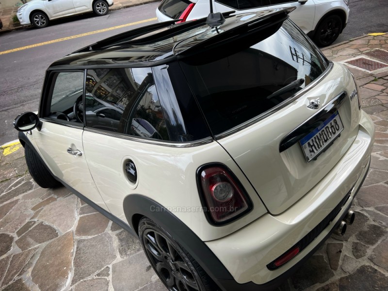 COOPER 1.6 S 16V TURBO GASOLINA 2P AUTOMÁTICO - 2010 - CAXIAS DO SUL