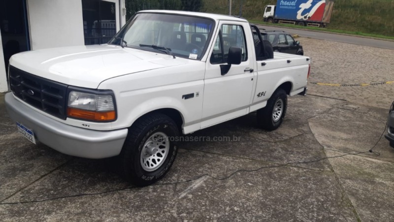 F-1000 4.9 I CS GASOLINA 2P MANUAL - 1998 - FARROUPILHA
