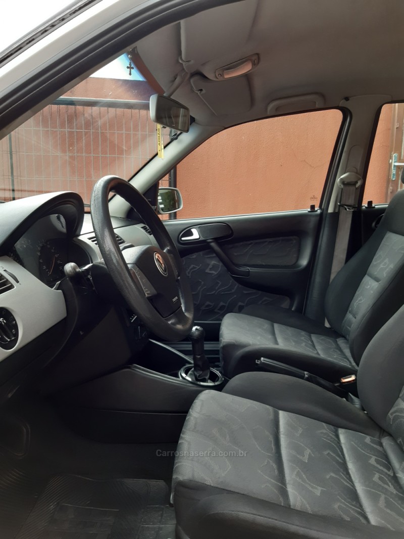 PARATI 1.0 MI 16V TURBO GASOLINA 4P MANUAL G.III - 2001 - CAXIAS DO SUL