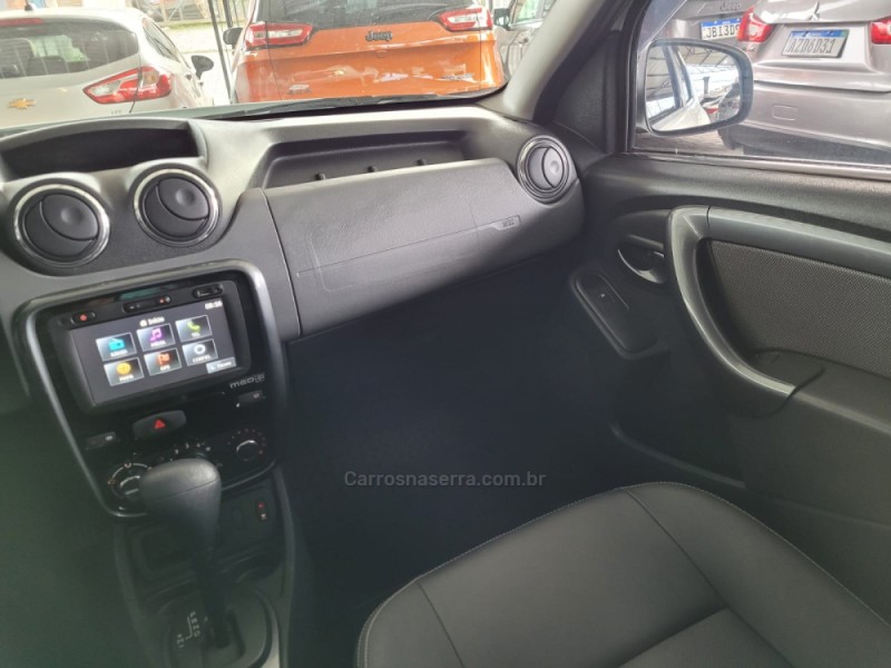 DUSTER 2.0 TECH ROAD II 4X2 16V FLEX 4P AUTOMÁTICO - 2015 - CAXIAS DO SUL