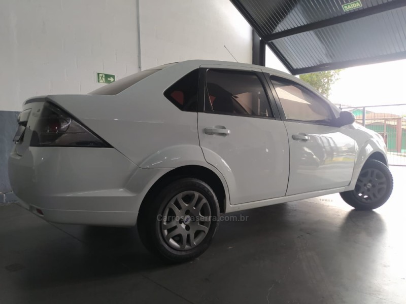 FIESTA 1.6 ROCAM SEDAN 8V FLEX 4P MANUAL - 2013 - CAXIAS DO SUL