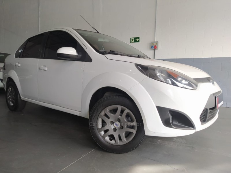 fiesta 1.6 rocam sedan 8v flex 4p manual 2013 caxias do sul