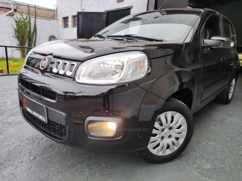 UNO 1.4 EVO EVOLUTION 8V FLEX 4P MANUAL - 2015 - CAXIAS DO SUL