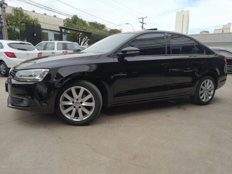 JETTA 2.0 COMFORTLINE FLEX 4P TIPTRONIC - 2014 - CAXIAS DO SUL