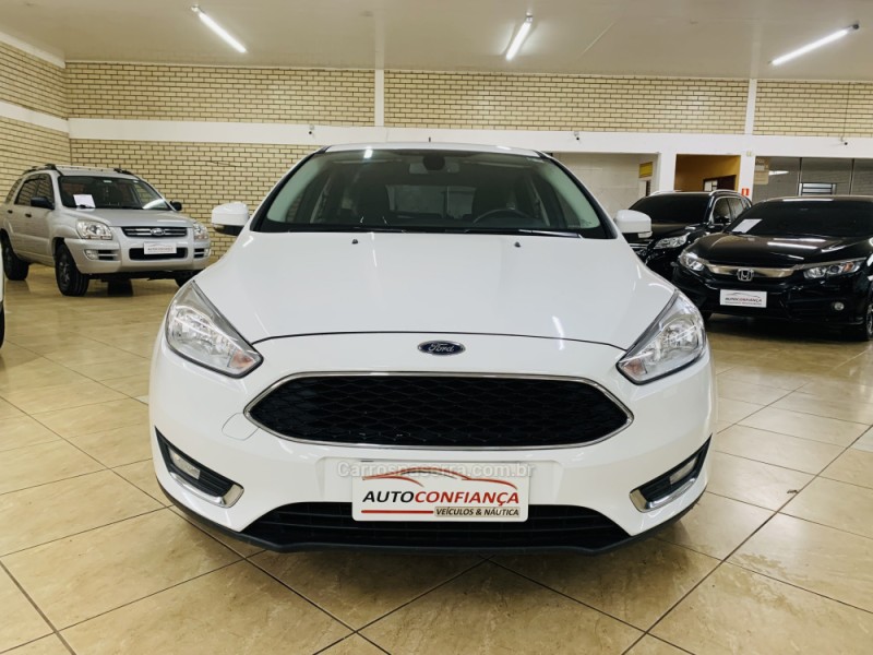 FOCUS 1.6 SE 8V FLEX 4P MANUAL - 2018 - CAPELA DE SANTANA