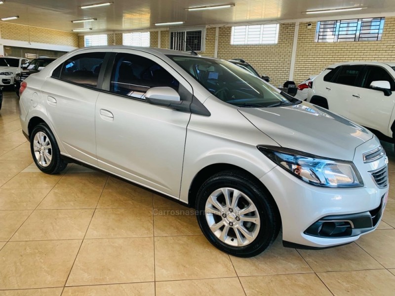 prisma 1.4 mpfi ltz 8v flex 4p manual 2014 capela de santana