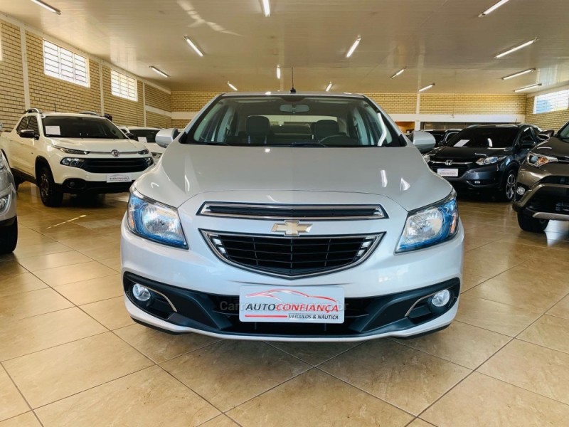 PRISMA 1.4 MPFI LTZ 8V FLEX 4P MANUAL - 2014 - CAPELA DE SANTANA