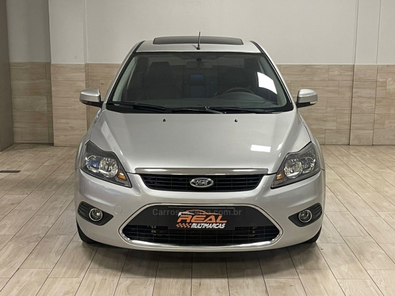 FOCUS 2.0 GHIA SEDAN 16V GASOLINA 4P AUTOMÁTICO - 2011 - CAXIAS DO SUL