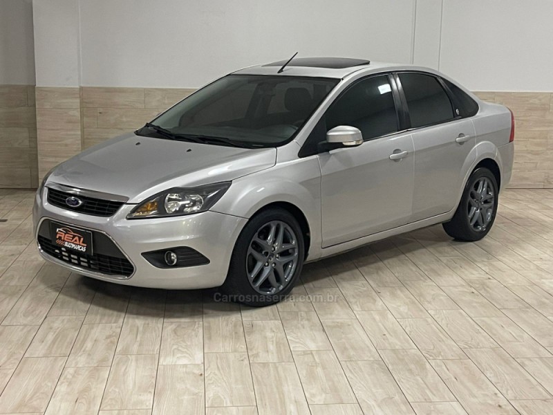 focus 2.0 ghia sedan 16v gasolina 4p automatico 2011 caxias do sul
