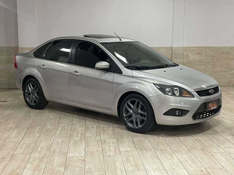 FOCUS 2.0 GHIA SEDAN 16V GASOLINA 4P AUTOMÁTICO - 2011 - CAXIAS DO SUL