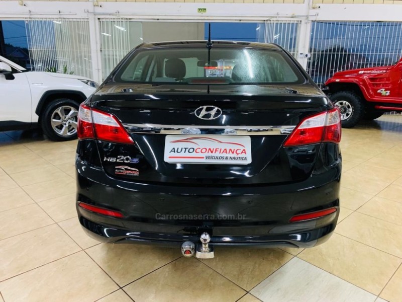 HB20S 1.0 COMFORT PLUS 12V FLEX 4P MANUAL - 2018 - CAPELA DE SANTANA